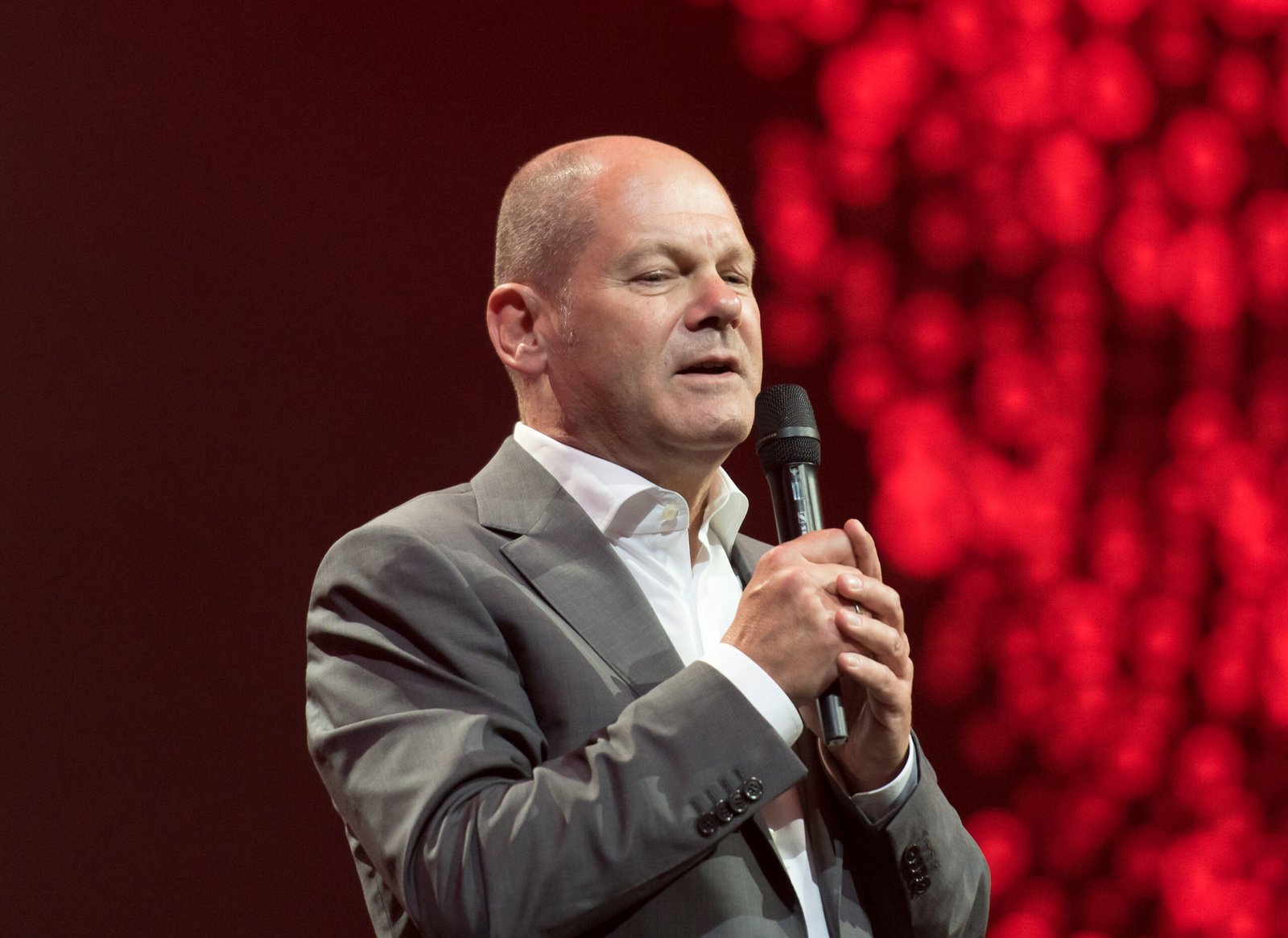 Olaf Scholz Global Citizen Festival Hamburg 03 scaled