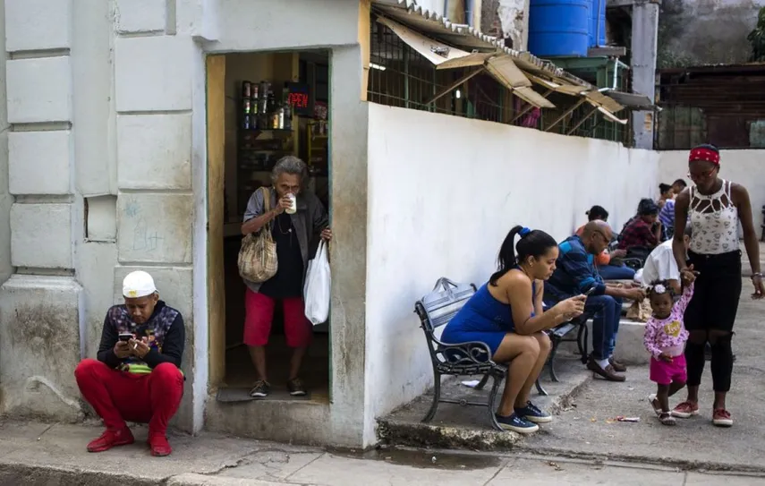cubanos celular apjpeg